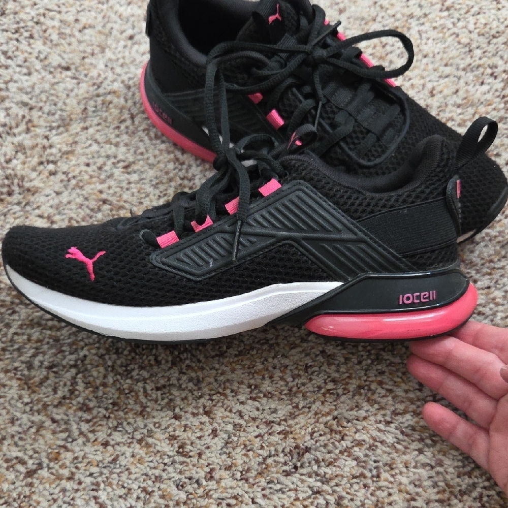 Puma Black and Pink Women's Sneakers Size 8 - Picture 11 of 12